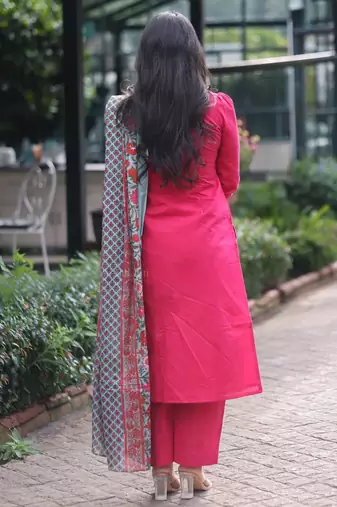 Rani pink cotton beautiful plain top-bottom with printed dupatta kurta pant set