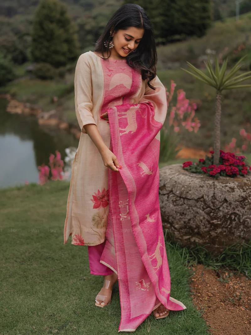 Cream zarna silk printed kurta pant set