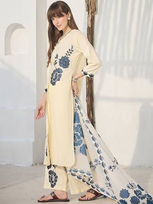 Floral Printed Straight Kurta With Palazzos & Dupatta 1