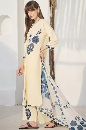 Floral Printed Straight Kurta With Palazzos & Dupatta