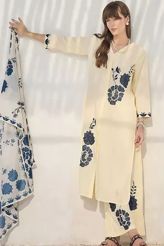 Floral Printed Straight Kurta With Palazzos & Dupatta