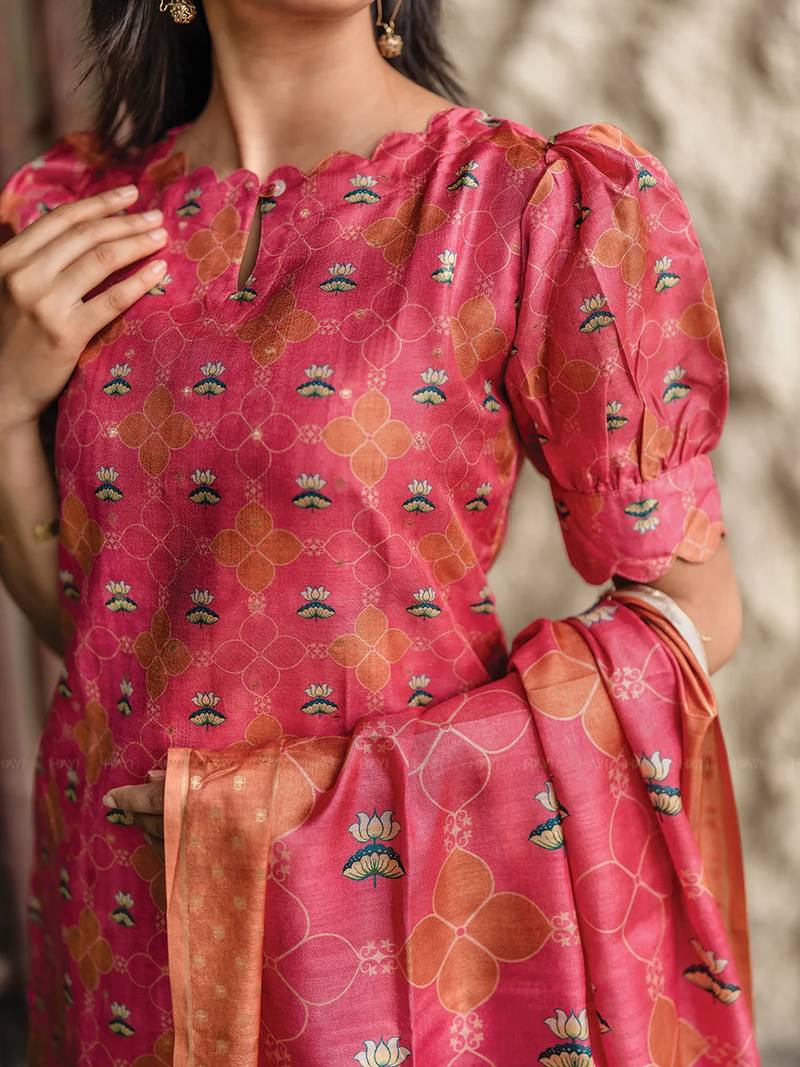 Rani pink french crepe printed kurta pant set