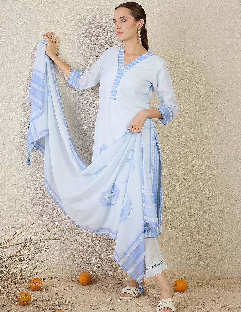 Women Floral Printed V Neck Linen Kurta with Trousers & Dupatta