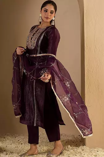 Women Ethnic Motifs Embroidered Thread Work Kurta with Trousers & With Dupatta