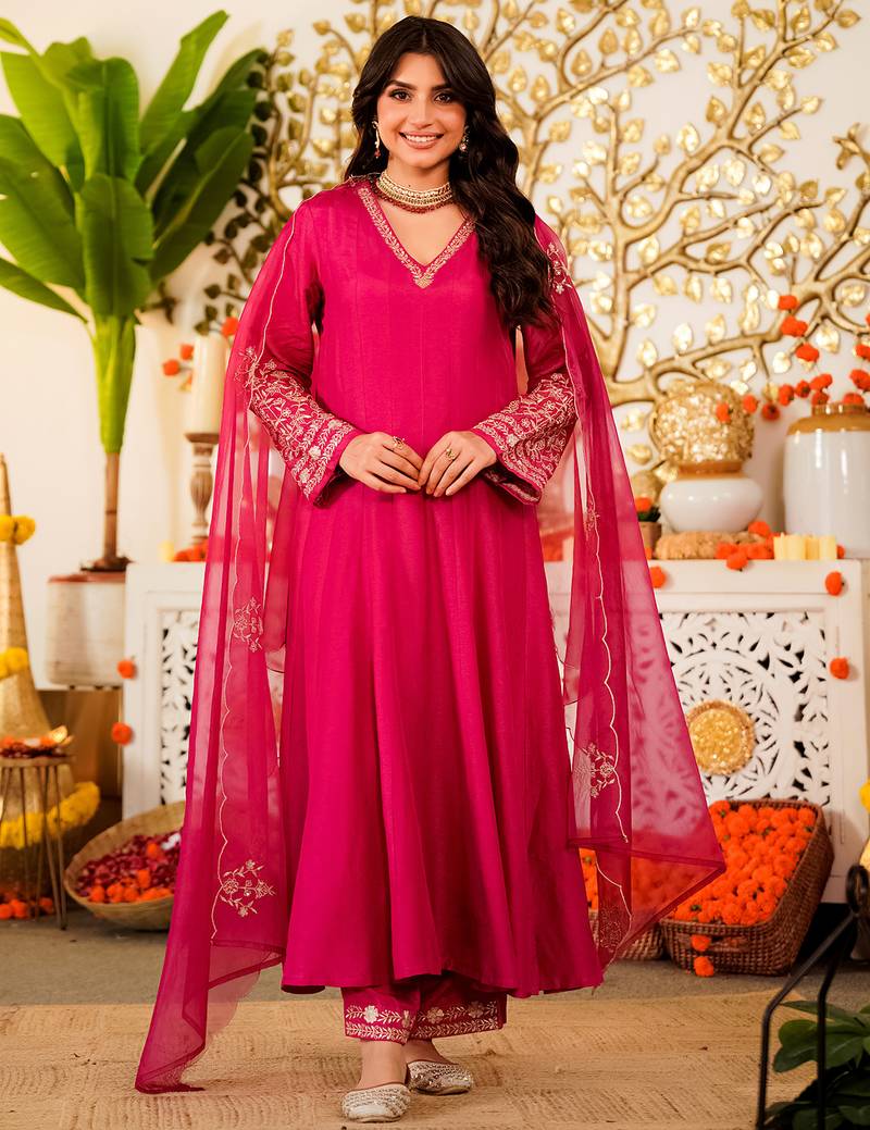 Rani pink viscose chanderi heavy thread embroidery work kurta pant set