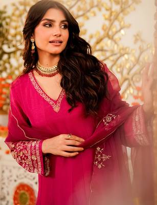 Rani pink viscose chanderi heavy thread embroidery work kurta pant set 5