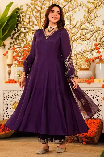 Purple viscose chanderi heavy thread embroidery work kurta pant set