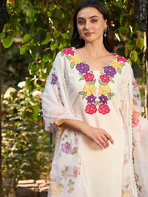 Floral Embroidered Patchwork Straight Kurta With Trousers & Dupatta 2