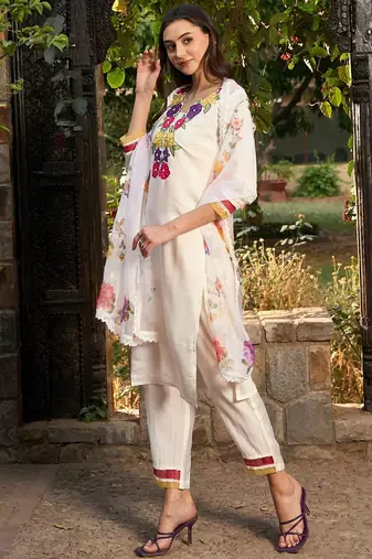 Floral Embroidered Patchwork Straight Kurta With Trousers & Dupatta