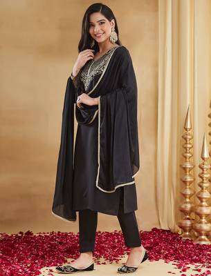Black rayon slub heavy thread embroidery work kurta pant set 1