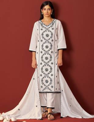 Ethnic Motifs Embroidered Thread Work Kurta with Trousers & Dupatta 5