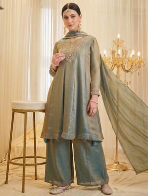Sea green fandy silk heavy thread embroidery work kurta palazzo set 2