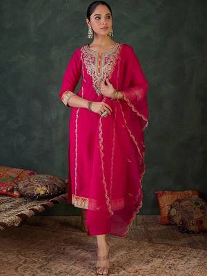 Women Ethnic Motifs Embroidered Thread Work Kurta with Trousers & With Dupatta 5