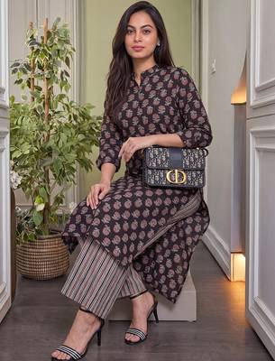 Black pure cotton printed kurta with pant 3