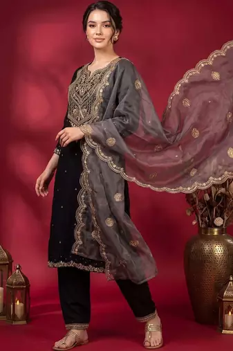 Women Ethnic Motifs Embroidered Kurta with Trousers & With Dupatta