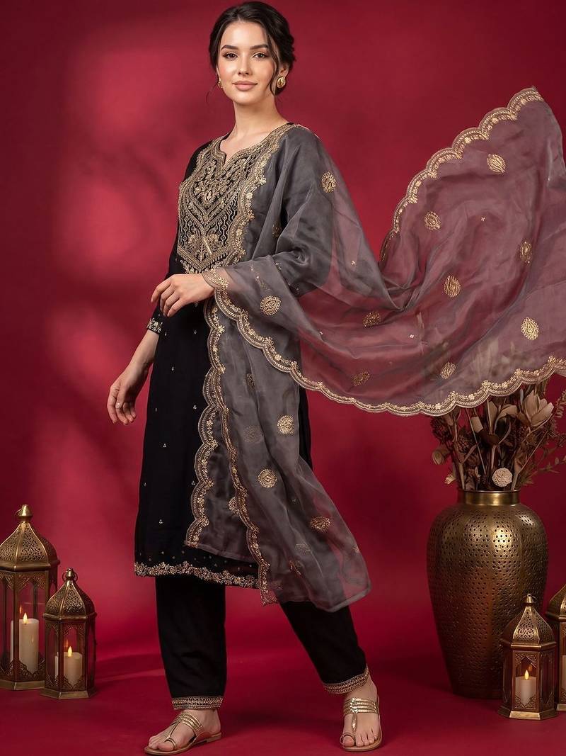 Women Ethnic Motifs Embroidered Kurta with Trousers & With Dupatta