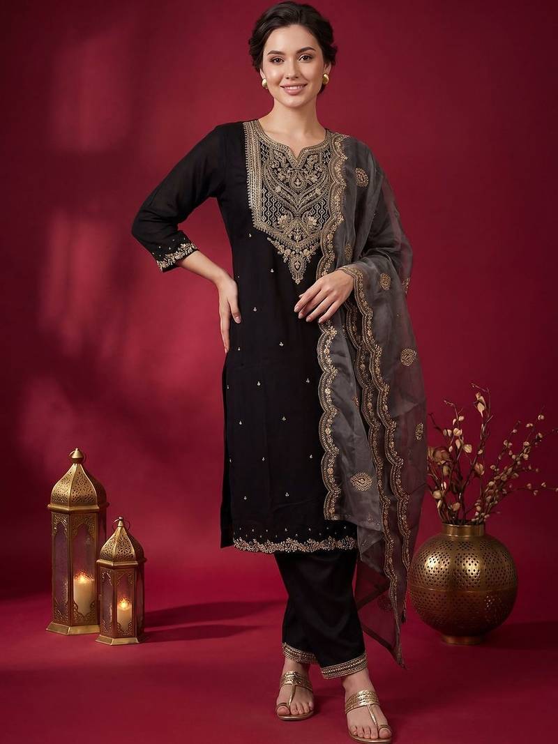 Women Ethnic Motifs Embroidered Kurta with Trousers & With Dupatta