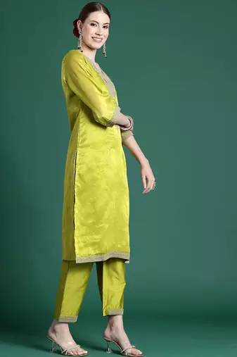 Women Ethnic Motifs Embroidered Kurta with Trousers & With Dupatta