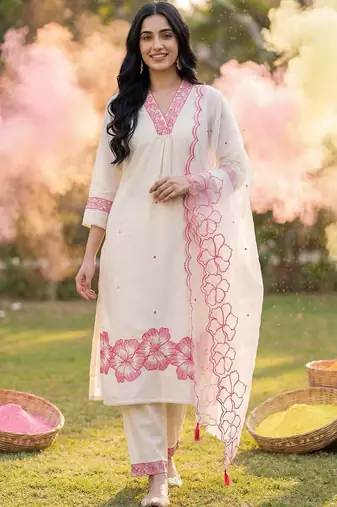 Women Floral Embroidered Thread Work Cotton Kurta with Trousers & With Dupatta