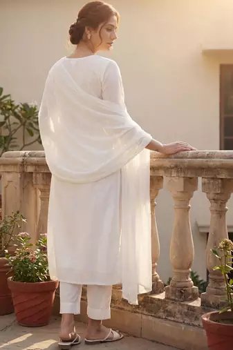 Women Ethnic Motifs Embroidered Thread Work Cotton Kurta with Trousers & With Dupatta