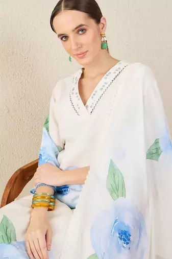 Women Floral Printed Sequinned Linen Kurta with Trousers & Dupatta