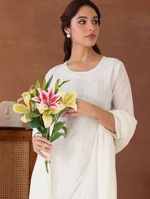 Women Floral Embroidered Chikankari Cotton Kurta with Trousers & With Dupatta 1