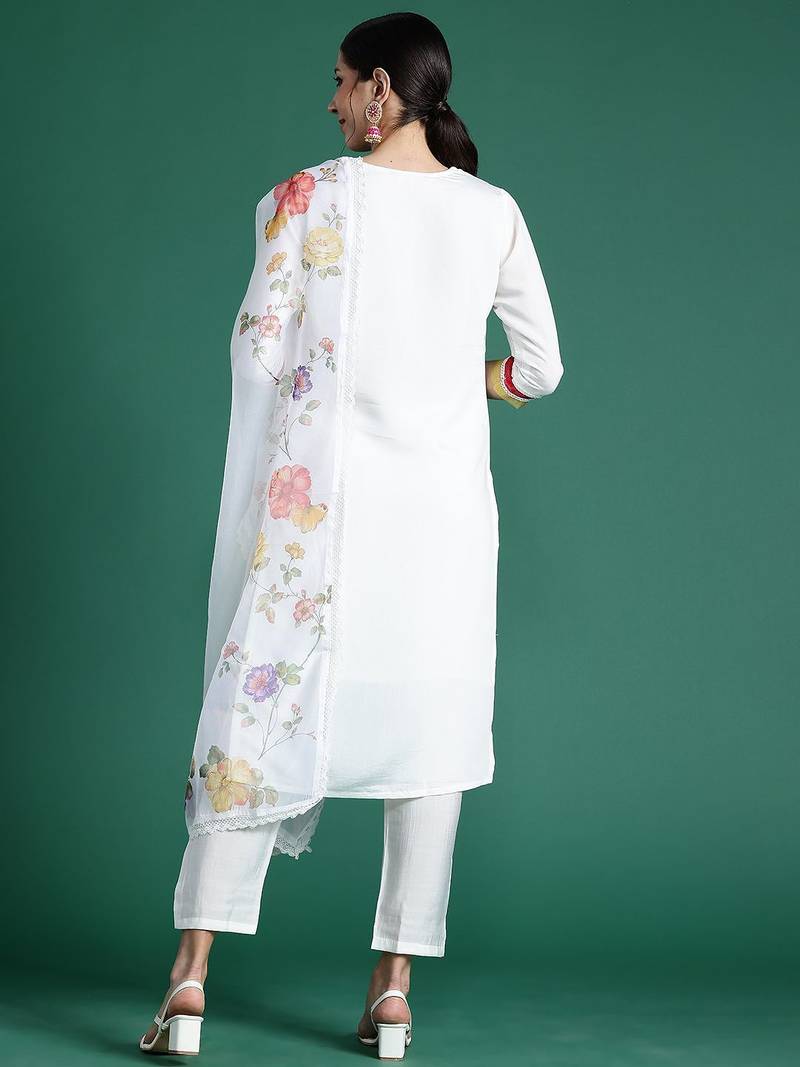 Women Floral Embroidered Patchwork Kurta with Trousers & With Dupatta