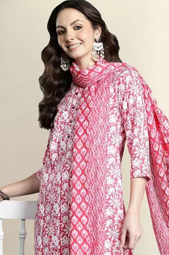 Women Floral Printed Cotton Kurta with Trousers & With Dupatta