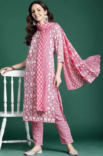Women Floral Printed Cotton Kurta with Trousers & With Dupatta