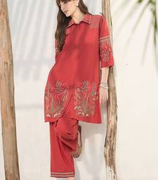 Women Floral Embroidered Thread Work Cotton Kurta with Trousers