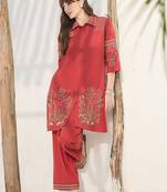 Women Floral Embroidered Thread Work Cotton Kurta with Trousers