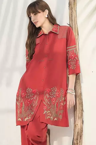 Women Floral Embroidered Thread Work Cotton Kurta with Trousers