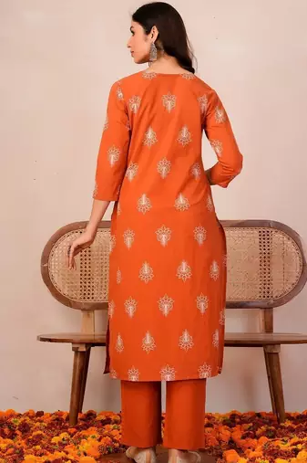Women Ethnic Motifs Printed Thread Work Cotton Kurta with Trousers & With Dupatta