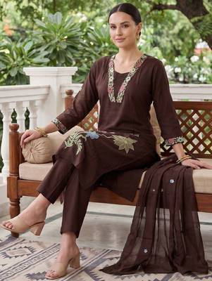 Women Floral Embroidered Thread Work Cotton Kurta with Trousers & With Dupatta 1