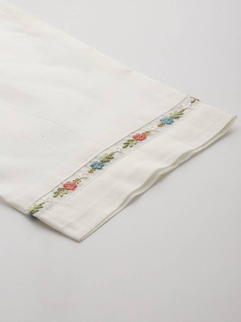Women Floral Embroidered Thread Work Cotton Kurta with Trousers & With Dupatta