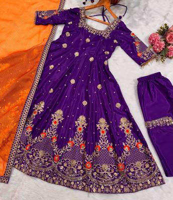 Purple silk blend embroidered flared gown set 4
