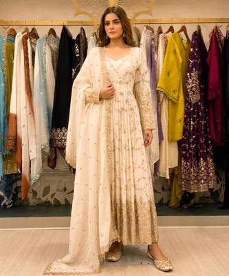 White silk blend embroidered flared gown set 1