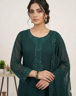 Dark-green georgette embroidered kurta set 3