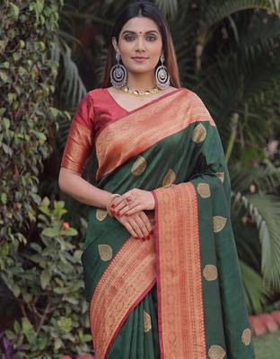 GREEN RED ART SILK BANARASI JACUARD WORK SAREE WITH UNSTITCHED BLOUSE PIECE 4