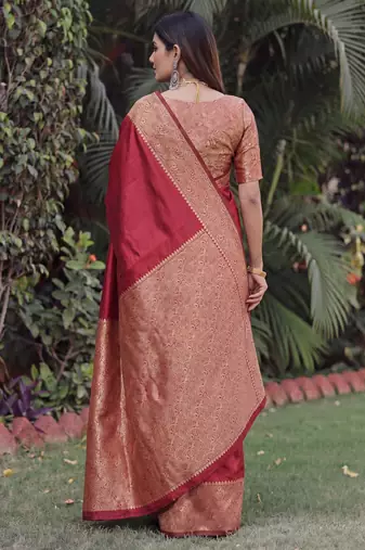 MAROON ART SILK BANARASI JACUARD WORK SAREE WITH UNSTITCHED BLOUSE PIECE