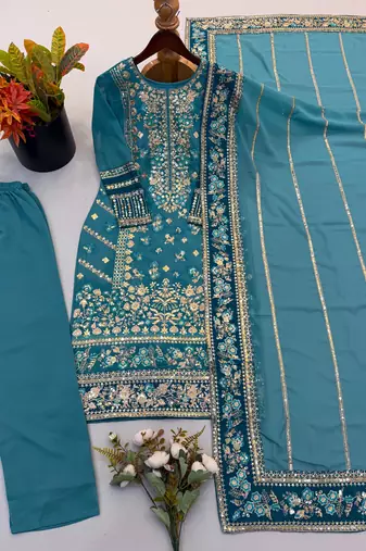 Green faux georgette embroidered kurta set