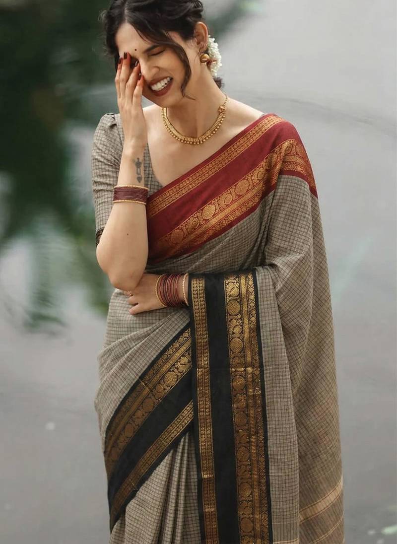Beige silk blend woven saree withbengal handloom