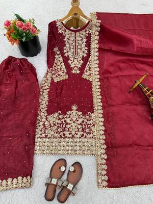 Red silk blend embroidered palazzo set 2