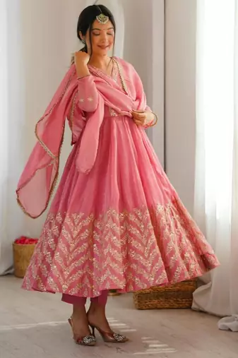Pink silk blend embroidered flared gown set