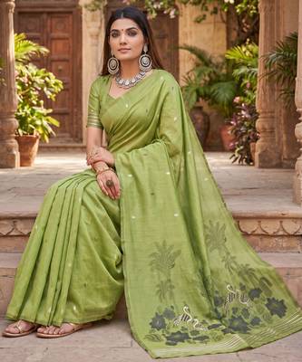 PARROT GREEN LINEN JACUARD WORK SAREE WITH UNSTITCHED BLOUSE PIECE 4
