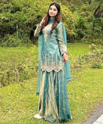 Green silk blend embroidered palazzo set 1