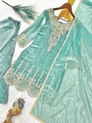 Green silk blend embroidered palazzo set 4