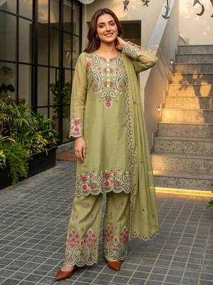 Green silk blend embroidered palazzo set 2