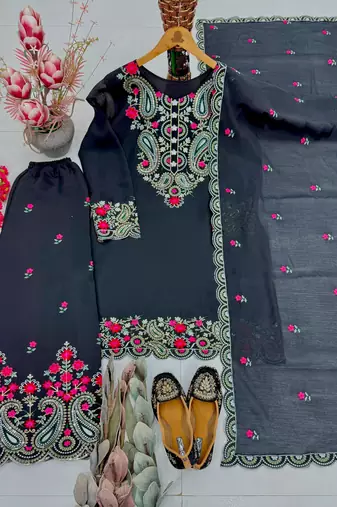 Black silk blend embroidered palazzo set