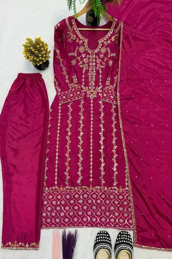 Rani-pink silk blend embroidered kurta set